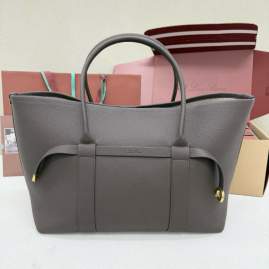 Picture of Loro Piana Handbags _SKUfw232847451fw